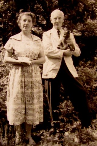 Edna and Bob Lewis