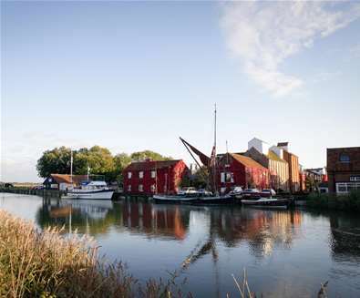 Suffolk Artists MALTINGS GALLERY SNAPE MALTINGS