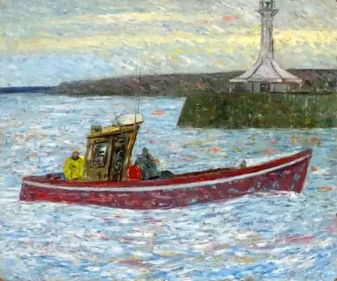 Fishing Boat coming into Harbour