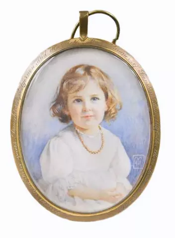 Miriam Dunn Gardner aged 3 (1905-1977)