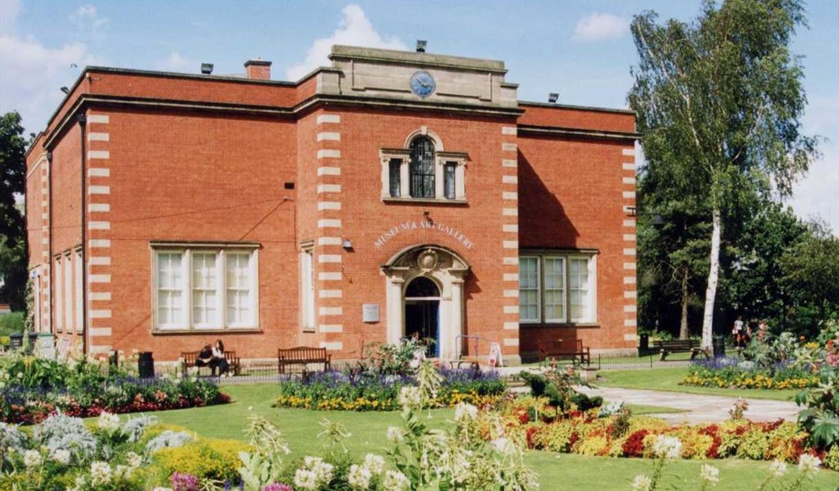 Nuneaton Museum and Art Gallery