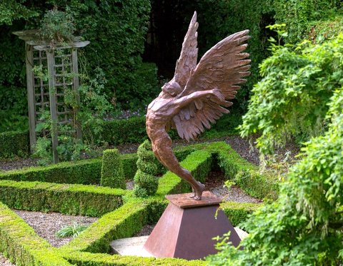 Lavenhall Hall Sculpture